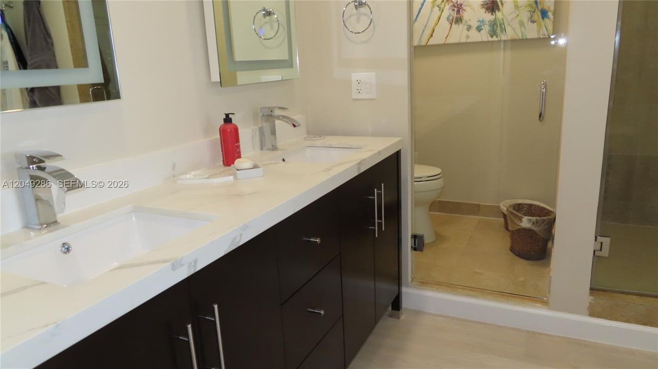 For Rent: $5,000 (2 beds, 2 baths, 1296 Square Feet)