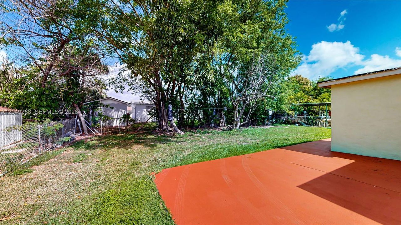 For Sale: $449,999 (3 beds, 1 baths, 1012 Square Feet)