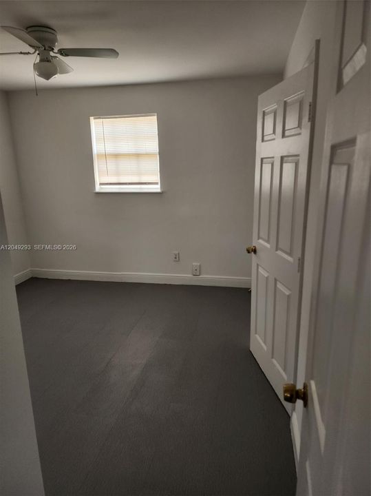 For Rent: $2,000 (3 beds, 2 baths, 1056 Square Feet)