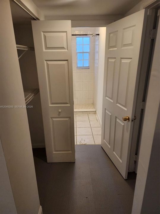 For Rent: $2,000 (3 beds, 2 baths, 1056 Square Feet)