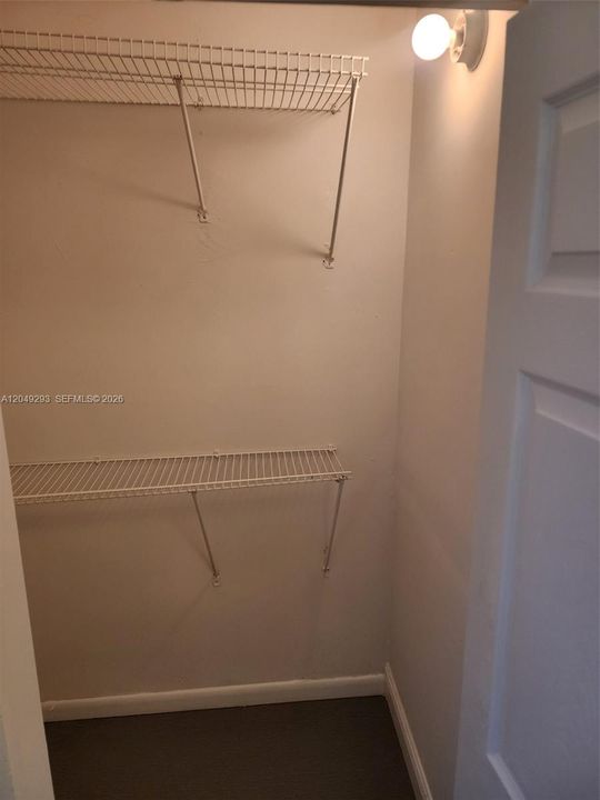 For Rent: $2,000 (3 beds, 2 baths, 1056 Square Feet)