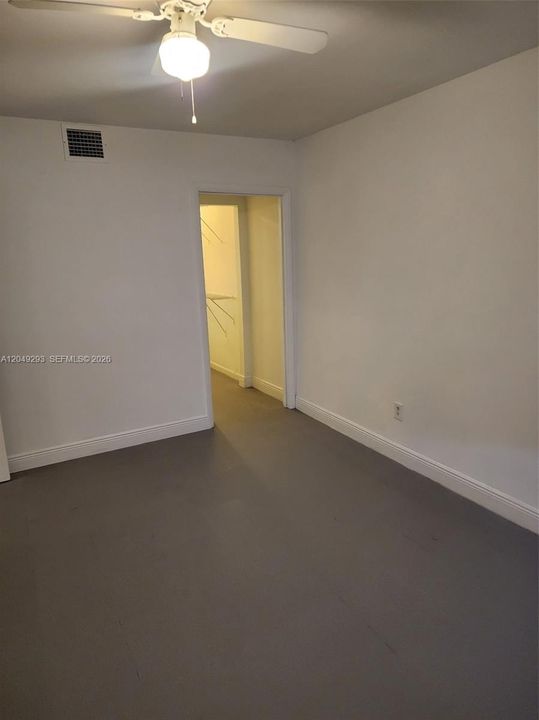 For Rent: $2,000 (3 beds, 2 baths, 1056 Square Feet)