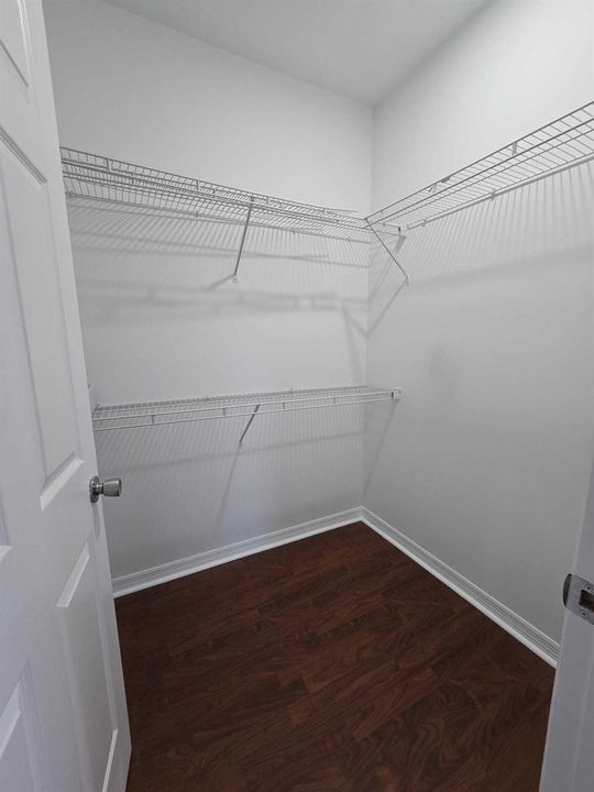 Walking closet