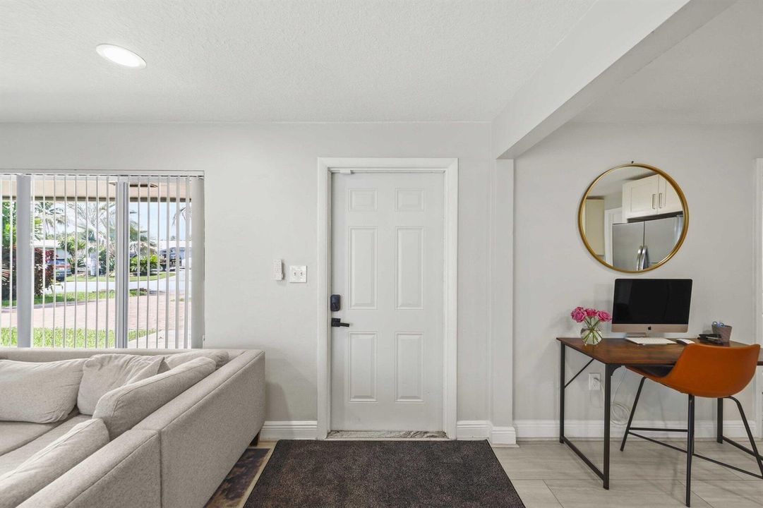 1710 SW 4th Ave - 7.jpg-SMALL