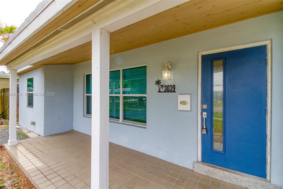For Rent: $4,950 (3 beds, 2 baths, 1409 Square Feet)