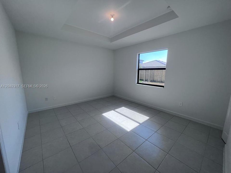 For Rent: $3,700 (4 beds, 3 baths, 1827 Square Feet)