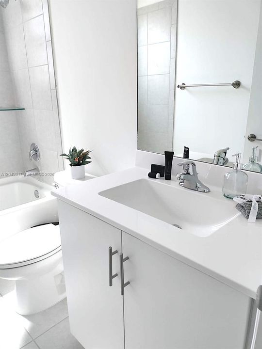 For Rent: $3,700 (4 beds, 3 baths, 1827 Square Feet)