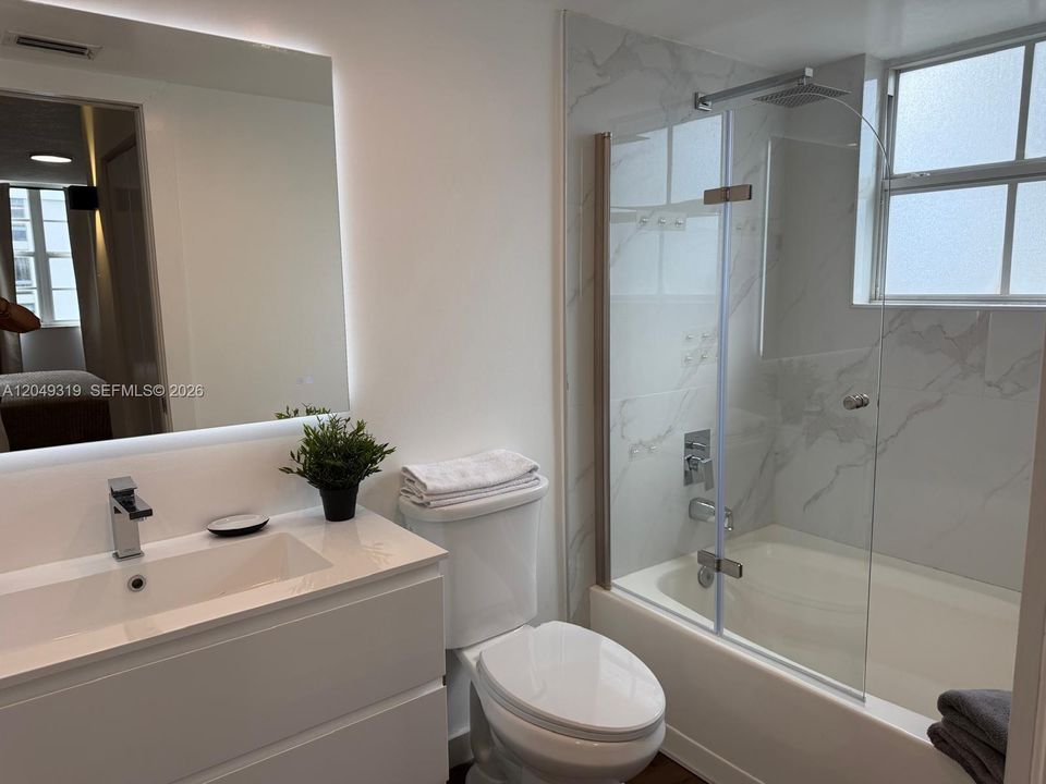 En Venta: $635,900 (3 camas, 2 baños, 1320 Pies cuadrados)