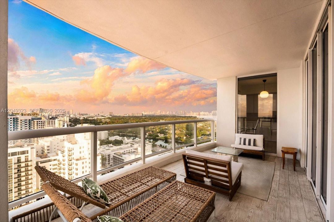 For Rent: $9,500 (2 beds, 2 baths, 1250 Square Feet)