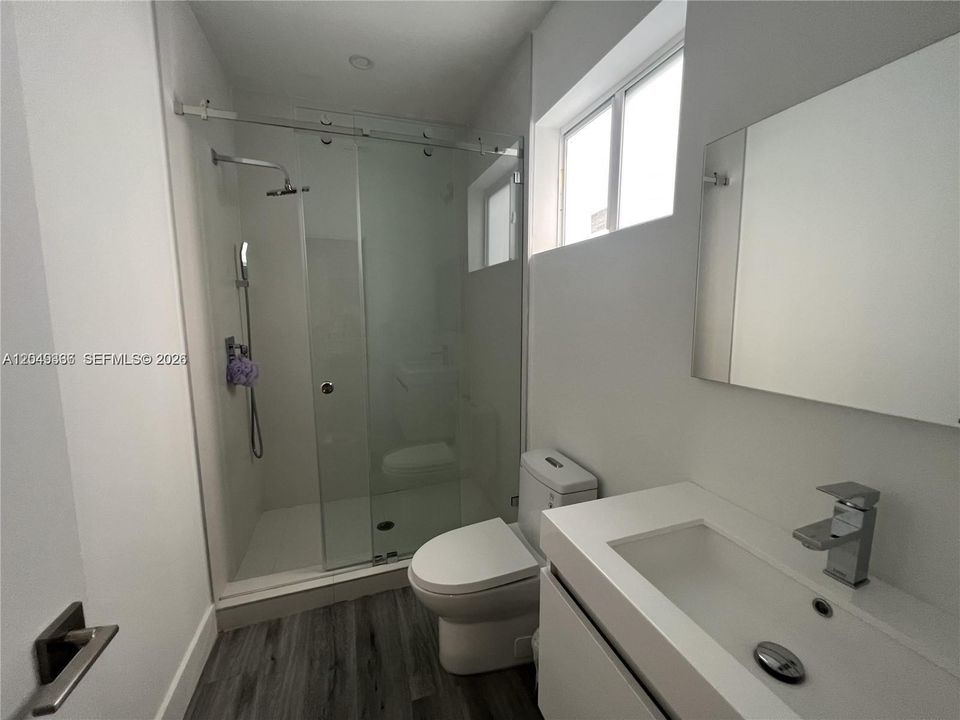 For Rent: $4,150 (3 beds, 3 baths, 1970 Square Feet)