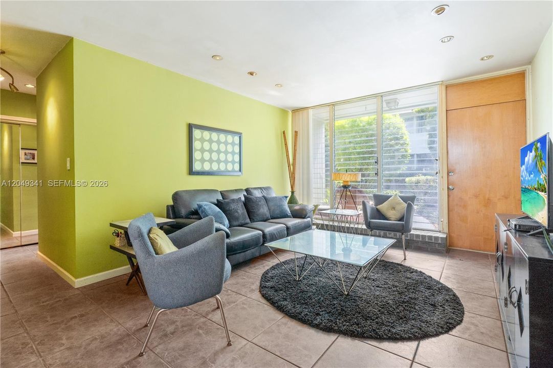 En Venta: $215,000 (1 camas, 1 baños, 530 Pies cuadrados)