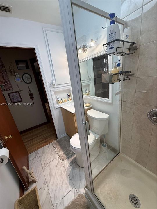 На продажу: $190,000 (3 спален, 2 ванн, 755 Квадратных фут)