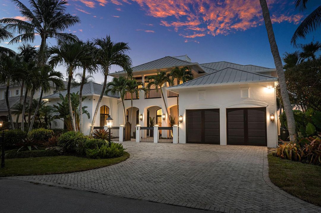 1720_Sabal_Palm_Drive_Dusk_05