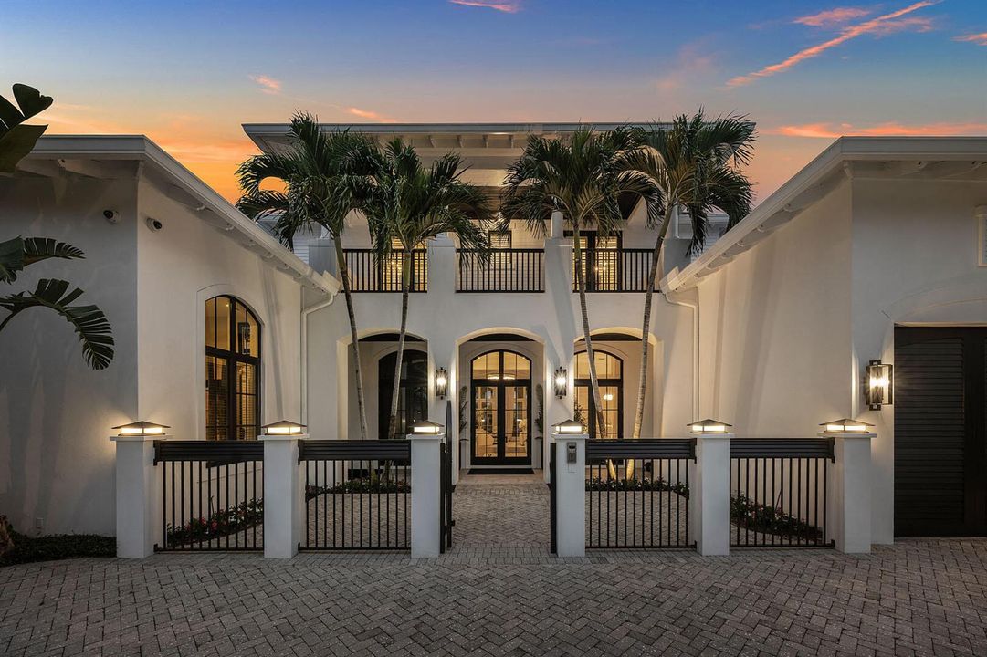 1720_Sabal_Palm_Drive_Dusk_08