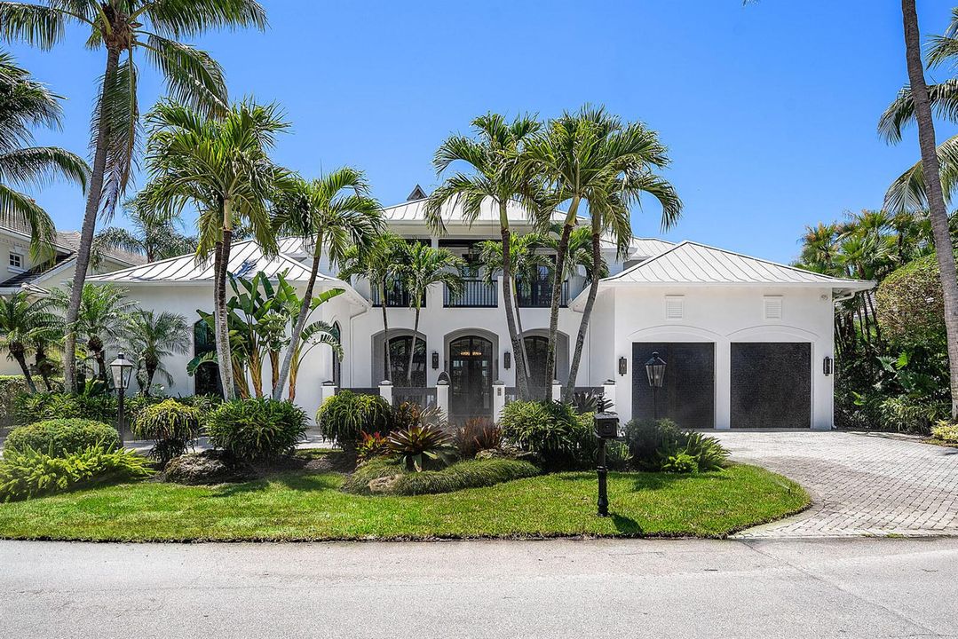 1720_Sabal_Palm_Drive_02