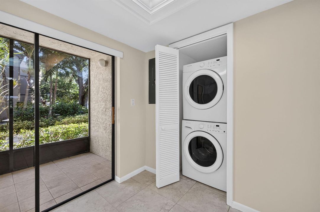 WASHER DRYER