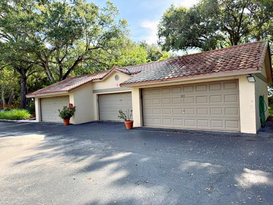 TWO CAR GARAGE
