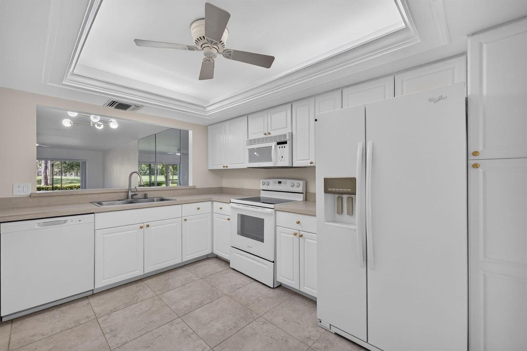KITCHEN...
