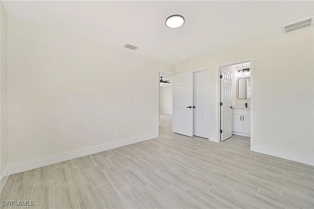 Living Room 4