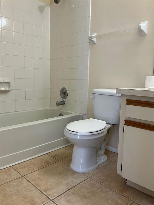 1537 ARENSON BATH RM