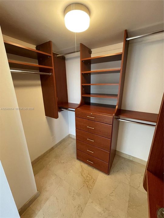 For Rent: $6,500 (2 beds, 2 baths, 1430 Square Feet)