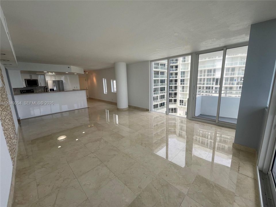 For Rent: $6,500 (2 beds, 2 baths, 1430 Square Feet)