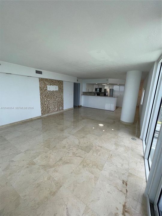 For Rent: $6,500 (2 beds, 2 baths, 1430 Square Feet)