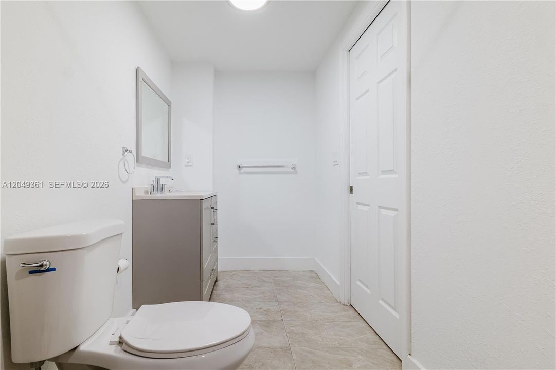 For Rent: $3,000 (3 beds, 2 baths, 1263 Square Feet)