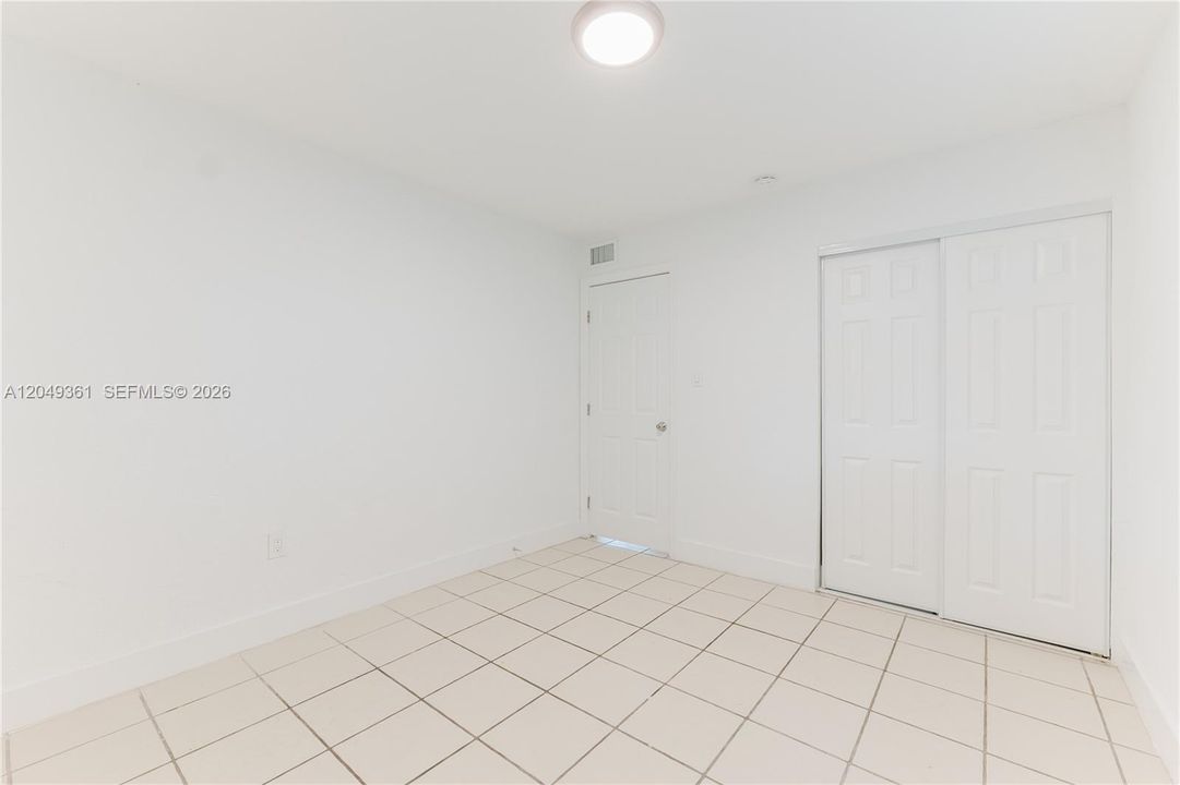 For Rent: $3,000 (3 beds, 2 baths, 1263 Square Feet)