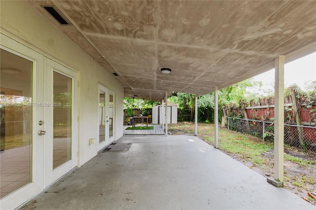 For Rent: $3,000 (3 beds, 2 baths, 1263 Square Feet)