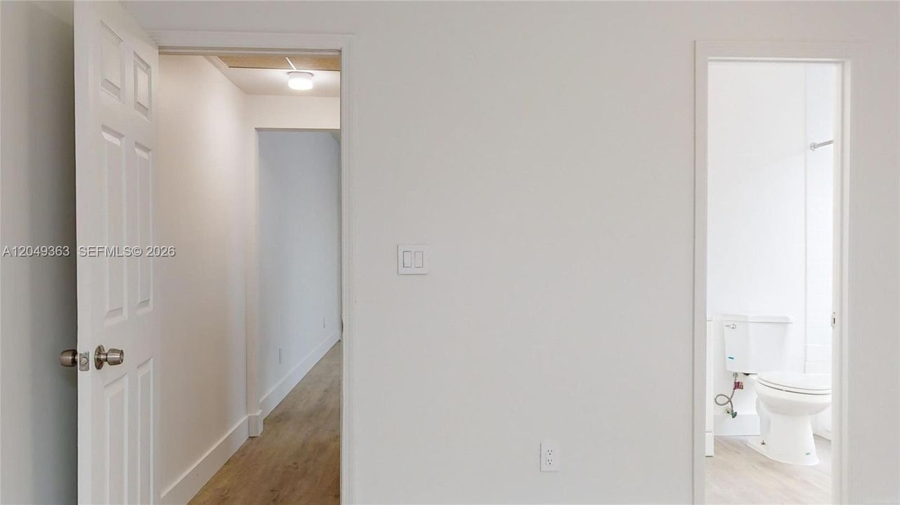For Rent: $1,900 (1 beds, 1 baths, 450 Square Feet)