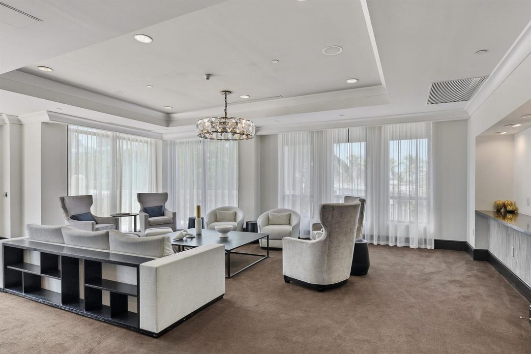038-042-610 W Las Olas Blvd-4200x2804