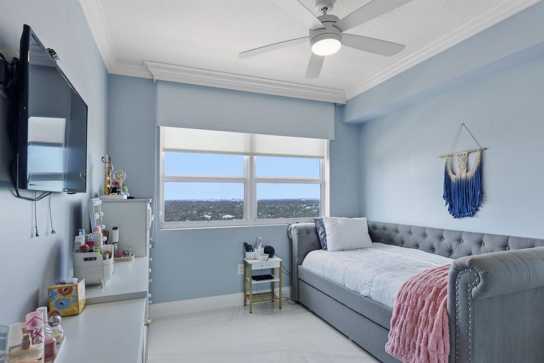 040-035-610 W Las Olas Blvd-4200x2804