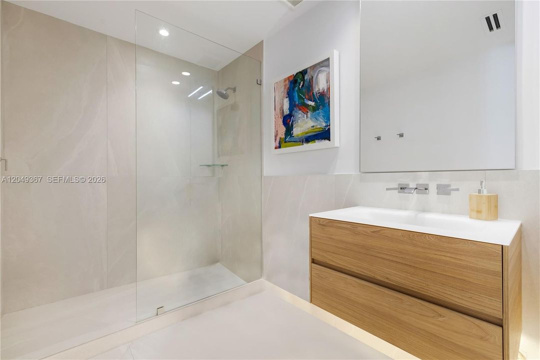 En Renta: $40,000 (5 camas, 5 baños, 5818 Pies cuadrados)