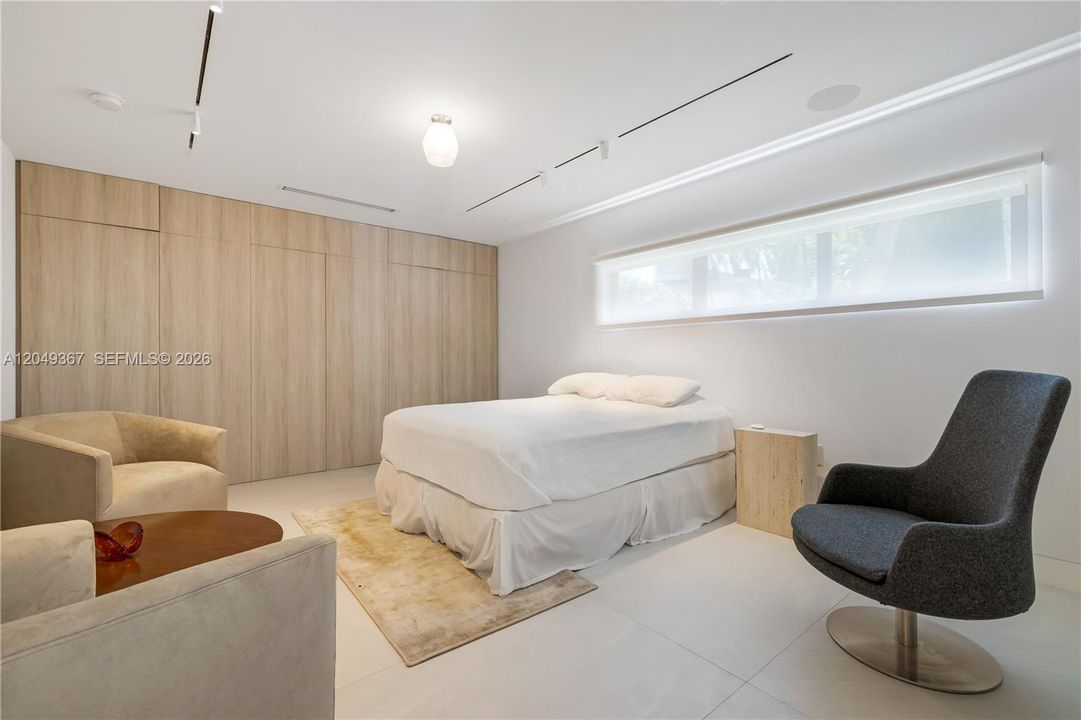 En Renta: $40,000 (5 camas, 5 baños, 5818 Pies cuadrados)