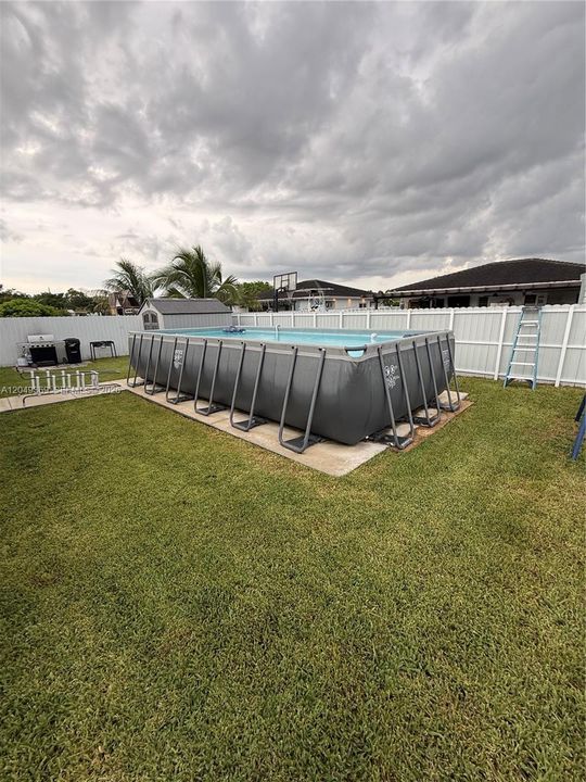 For Rent: $3,700 (3 beds, 2 baths, 1345 Square Feet)