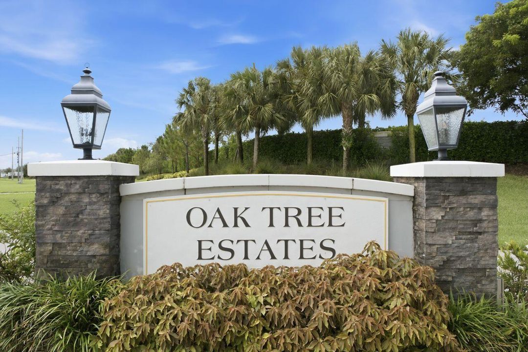 2719_Oak_Tree_Ln_048