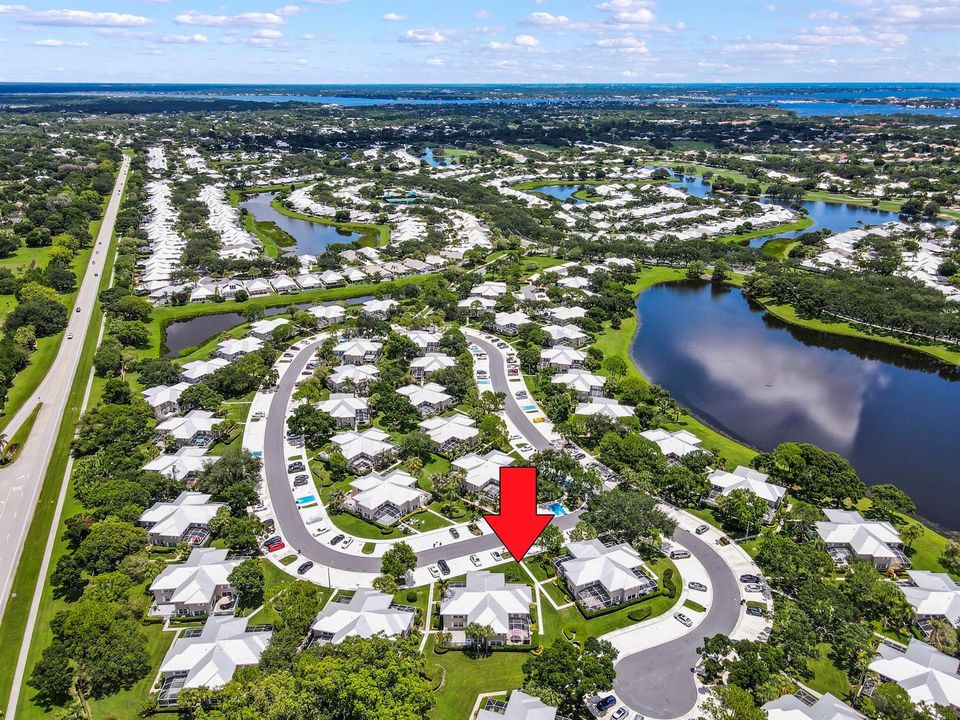 2927 SW Lakemont Pl Palm City, FL05arrow