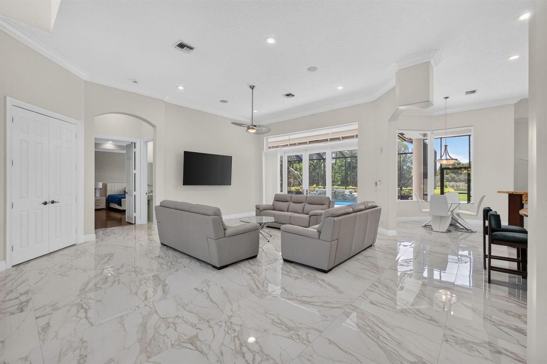 19-web-or-mls-5D1A2673