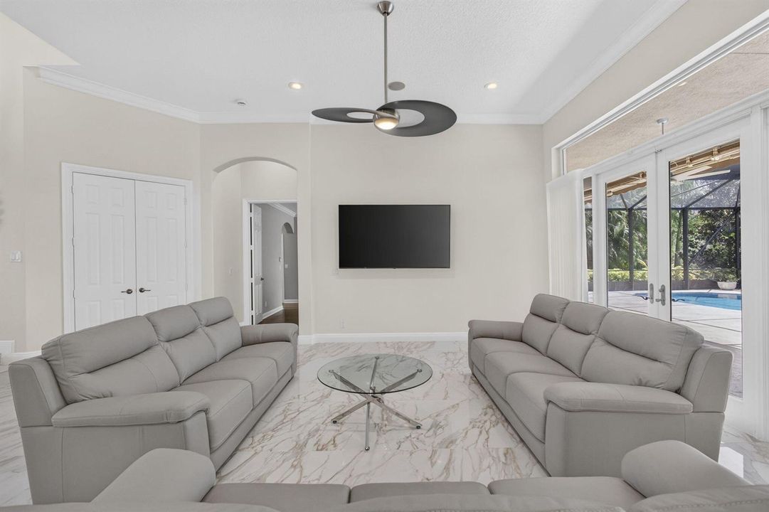 21-web-or-mls-5D1A2683