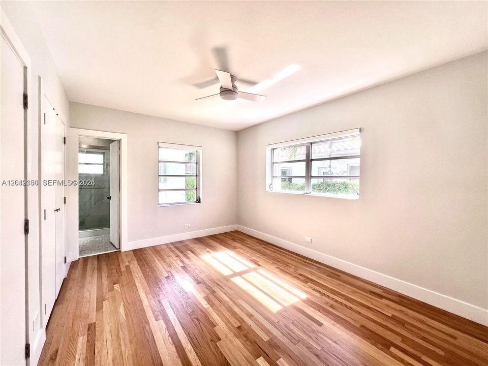 For Rent: $4,990 (3 beds, 2 baths, 1700 Square Feet)