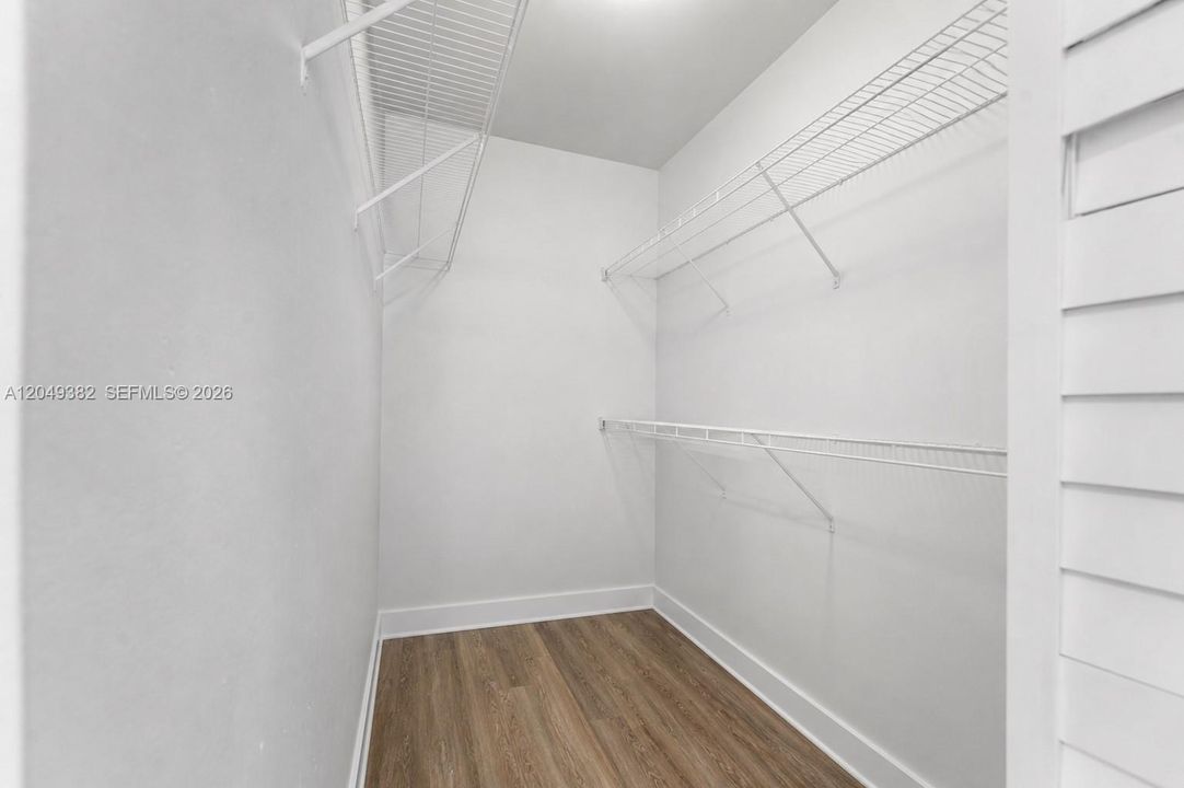 Master BR walk-in;closet