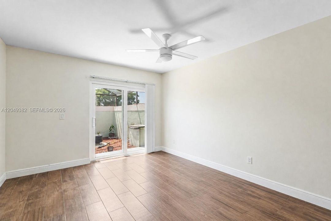 Guest bedroom