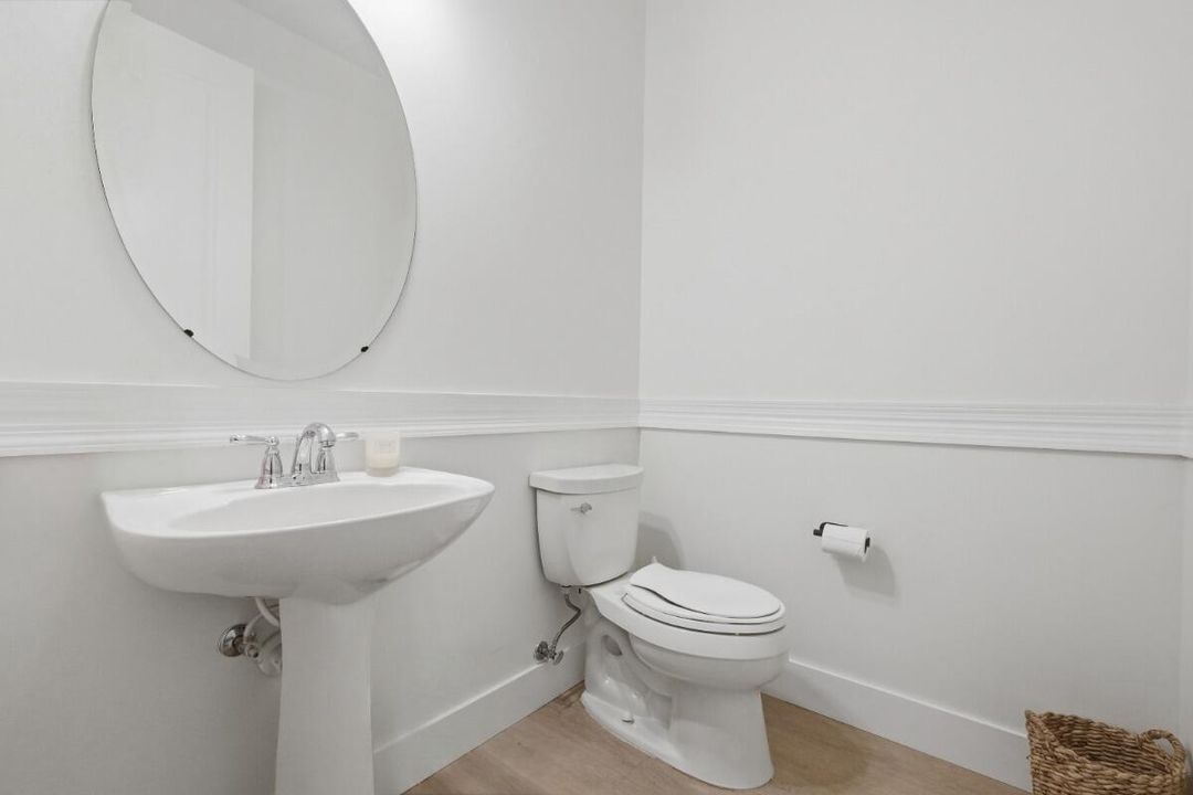 023_DSC04187_autoremove_43262957_MLS