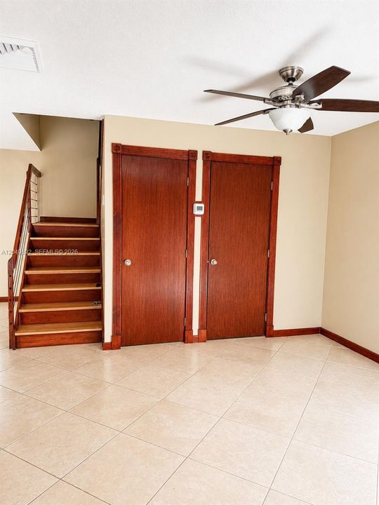 En Venta: $360,000 (2 camas, 2 baños, 1236 Pies cuadrados)