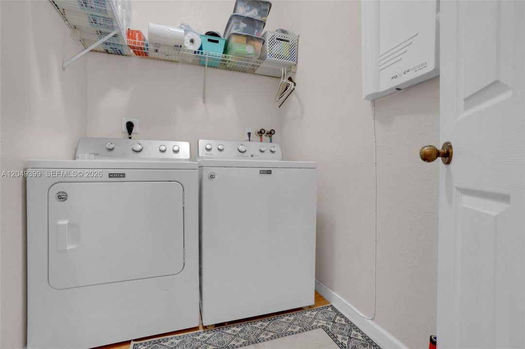 В аренду: $3,900 (3 спален, 2 ванн, 1559 Квадратных фут)