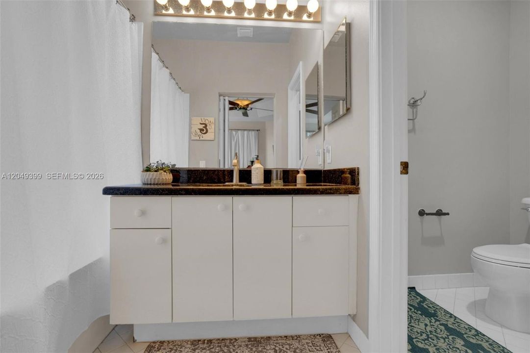 В аренду: $3,900 (3 спален, 2 ванн, 1559 Квадратных фут)