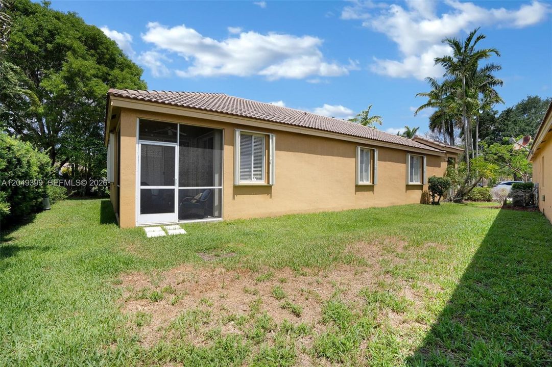 В аренду: $3,900 (3 спален, 2 ванн, 1559 Квадратных фут)
