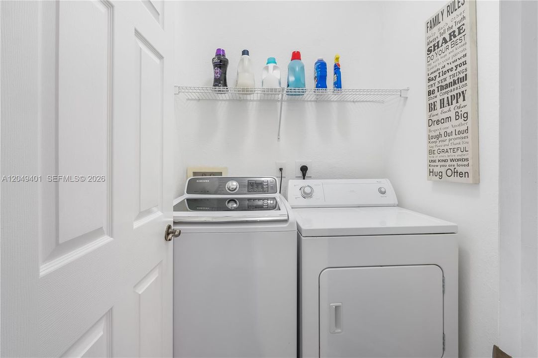 For Sale: $805,000 (4 beds, 2 baths, 2362 Square Feet)