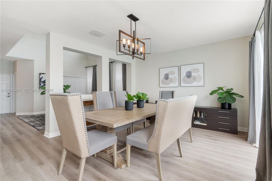 For Sale: $805,000 (4 beds, 2 baths, 2362 Square Feet)